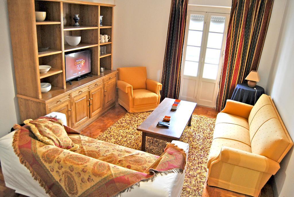 Tagus Host - 40308Al- 44211Al Hotel Santarém Kültér fotó